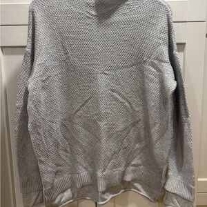 Artisan Ny Women’s Textured Gray Crewneck Sweater